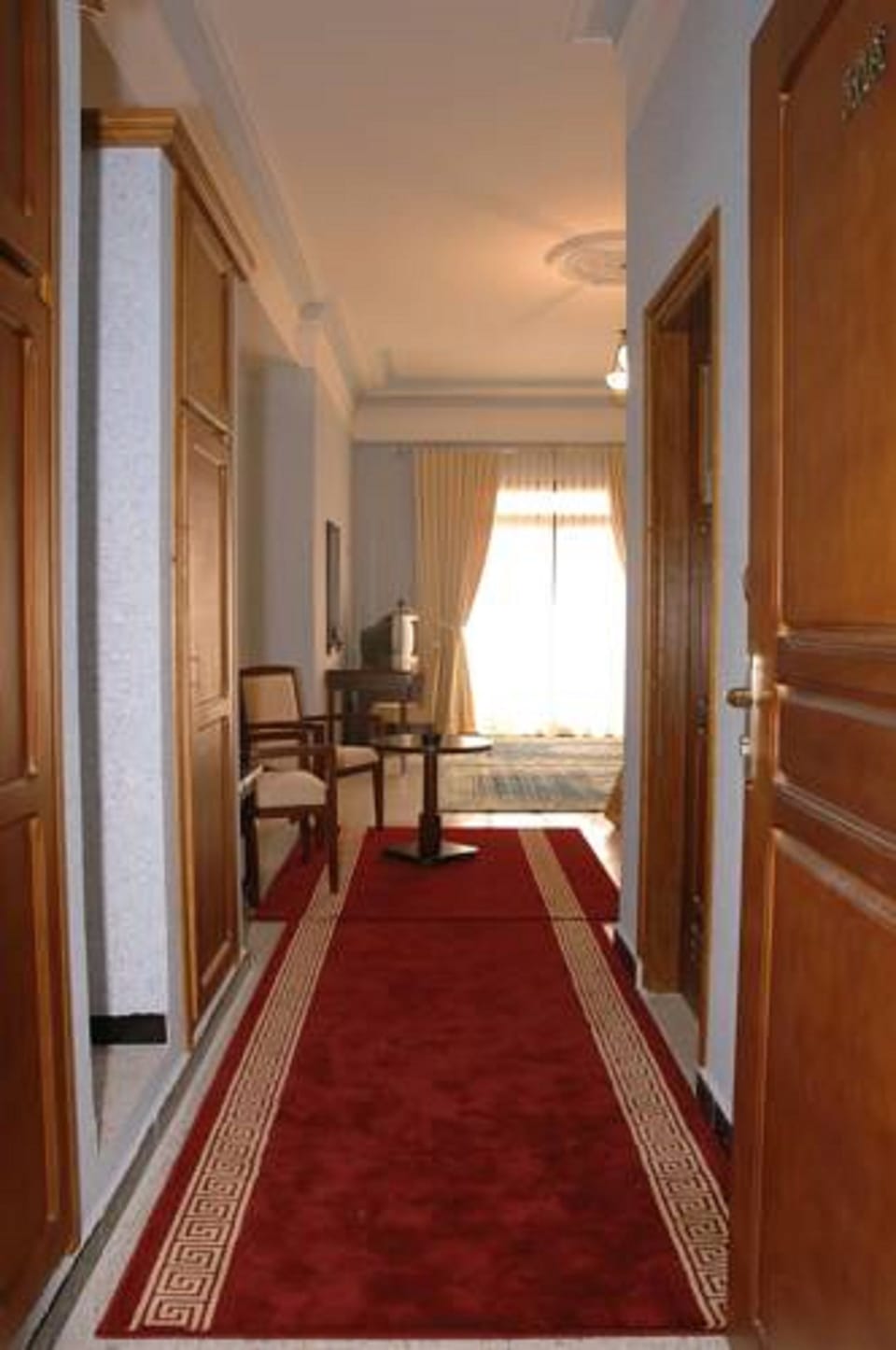 Premium bedding, in-room safe, desk, blackout drapes