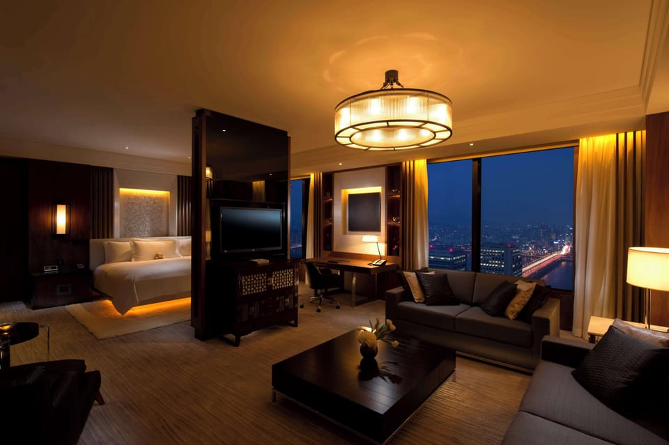 Penthouse Suite, 1 King Bed | Premium bedding, down comforters, pillowtop beds, minibar