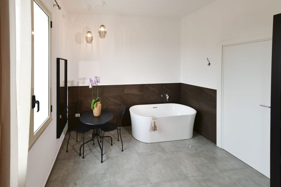 Suite Double Room With Jacuzzi & Sauna, Pool View | Premium bedding, pillowtop beds, minibar, individually decorated