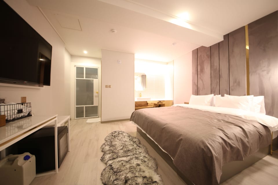 Deluxe Room | Free WiFi