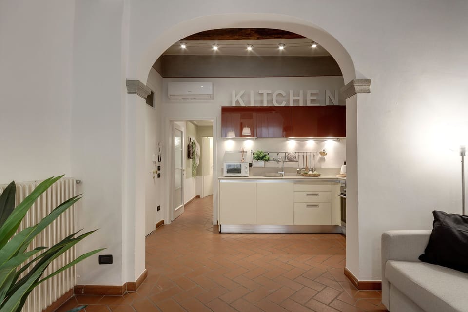 Apartment, 1 Bedroom | Private kitchen | Full-size fridge, microwave, oven, stovetop