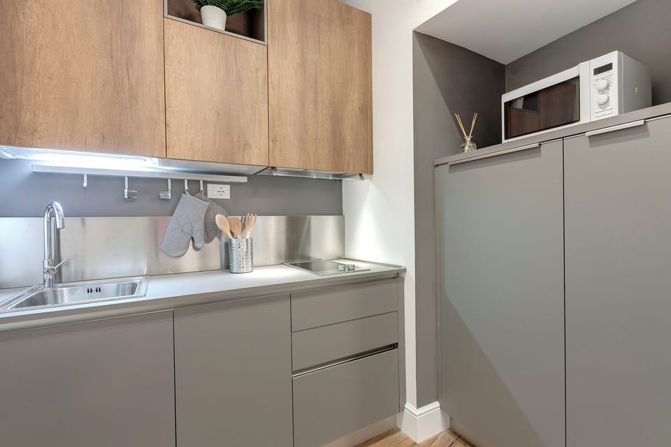 Apartment, 2 Bedrooms | Private kitchen | Fridge, microwave, stovetop, dishwasher