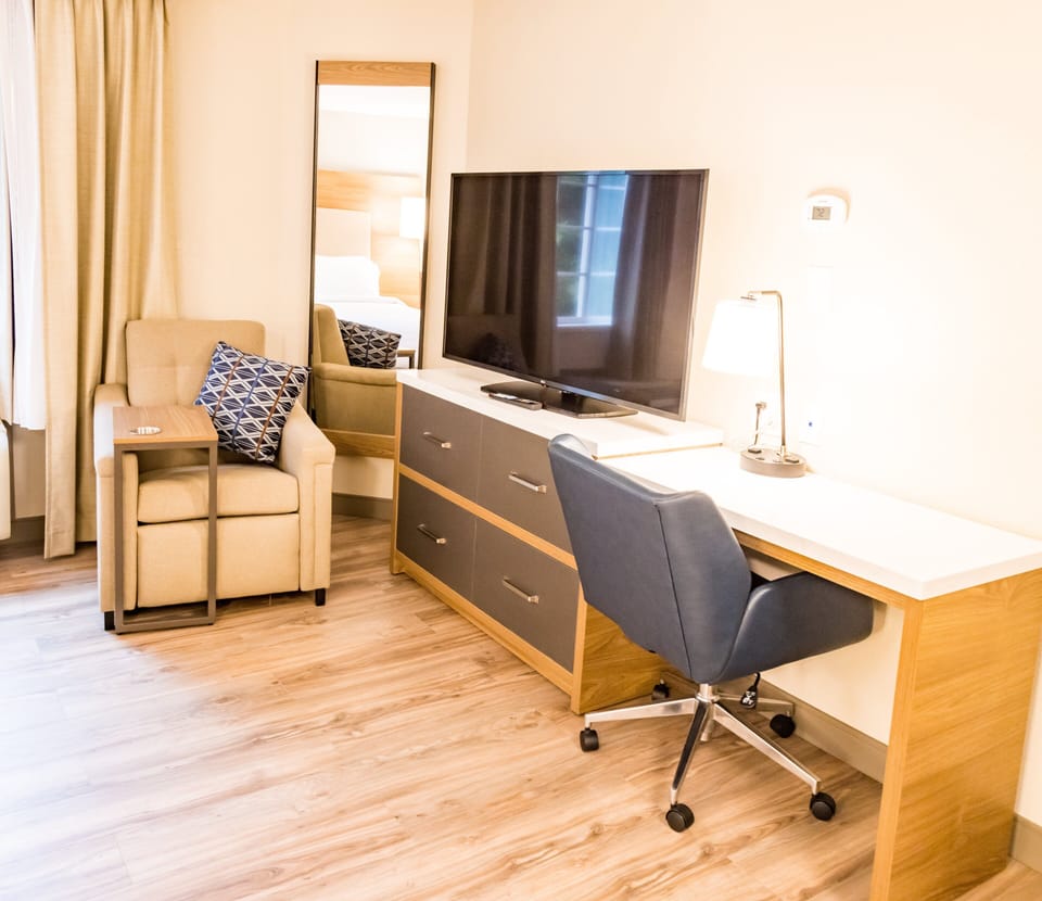 In-room safe, desk, laptop workspace, blackout drapes