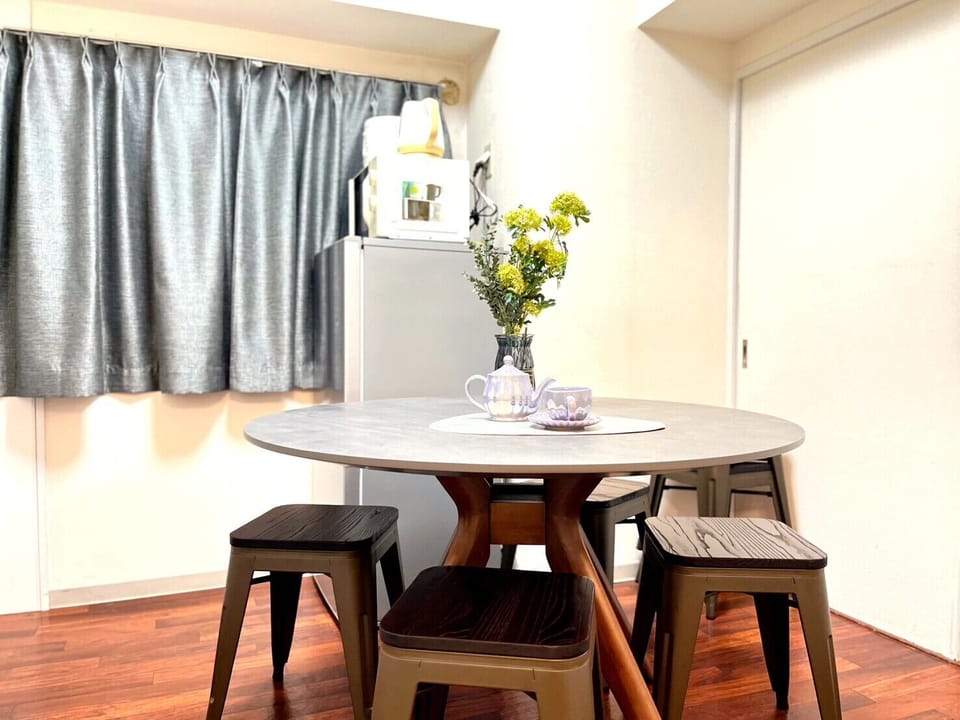 TOBU HIGHLINE DAIMON | In-room dining