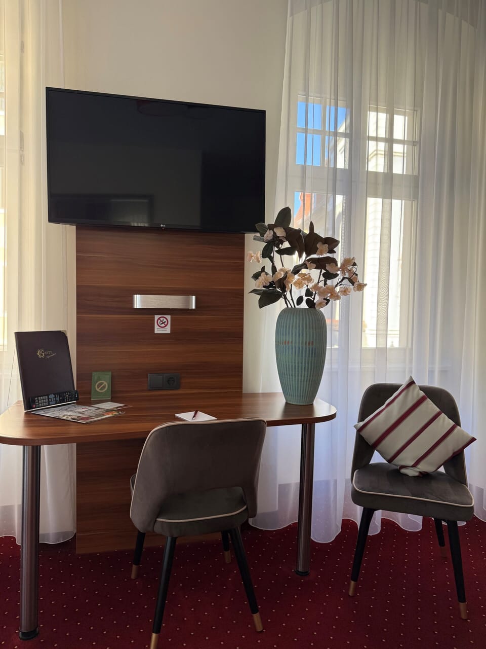 Comfort Quadruple Room, 1 Bedroom, City View | Premium bedding, pillowtop beds, in-room safe, desk