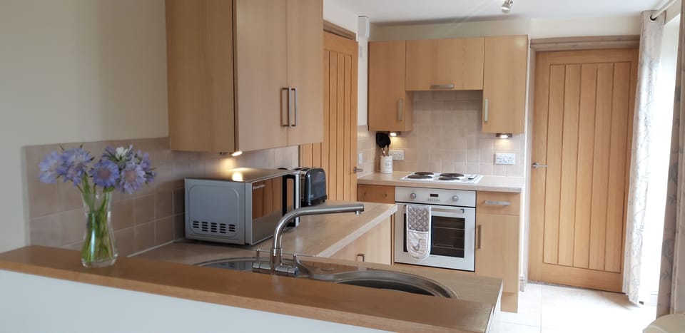 Superior Apartment, Accessible, Private Bathroom | Shared kitchen