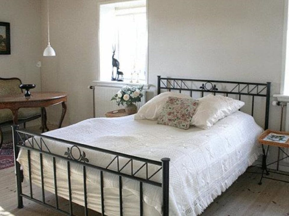 Double Room, Terrace | Individually decorated, individually furnished, desk, iron/ironing board