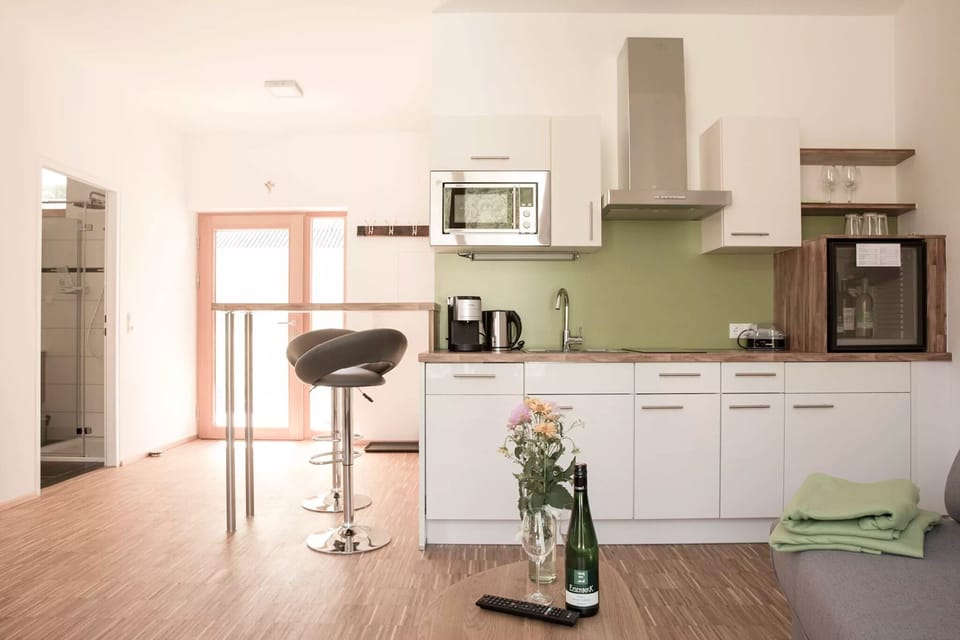 Apartment (Wechselberg) | Private kitchen | Espresso maker, coffee/tea maker, fridge, microwave