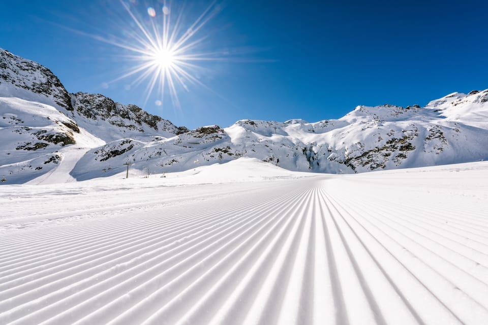 Snow and ski sports