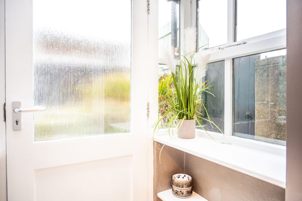 Luxury Cottage, Private Bathroom | Lobby