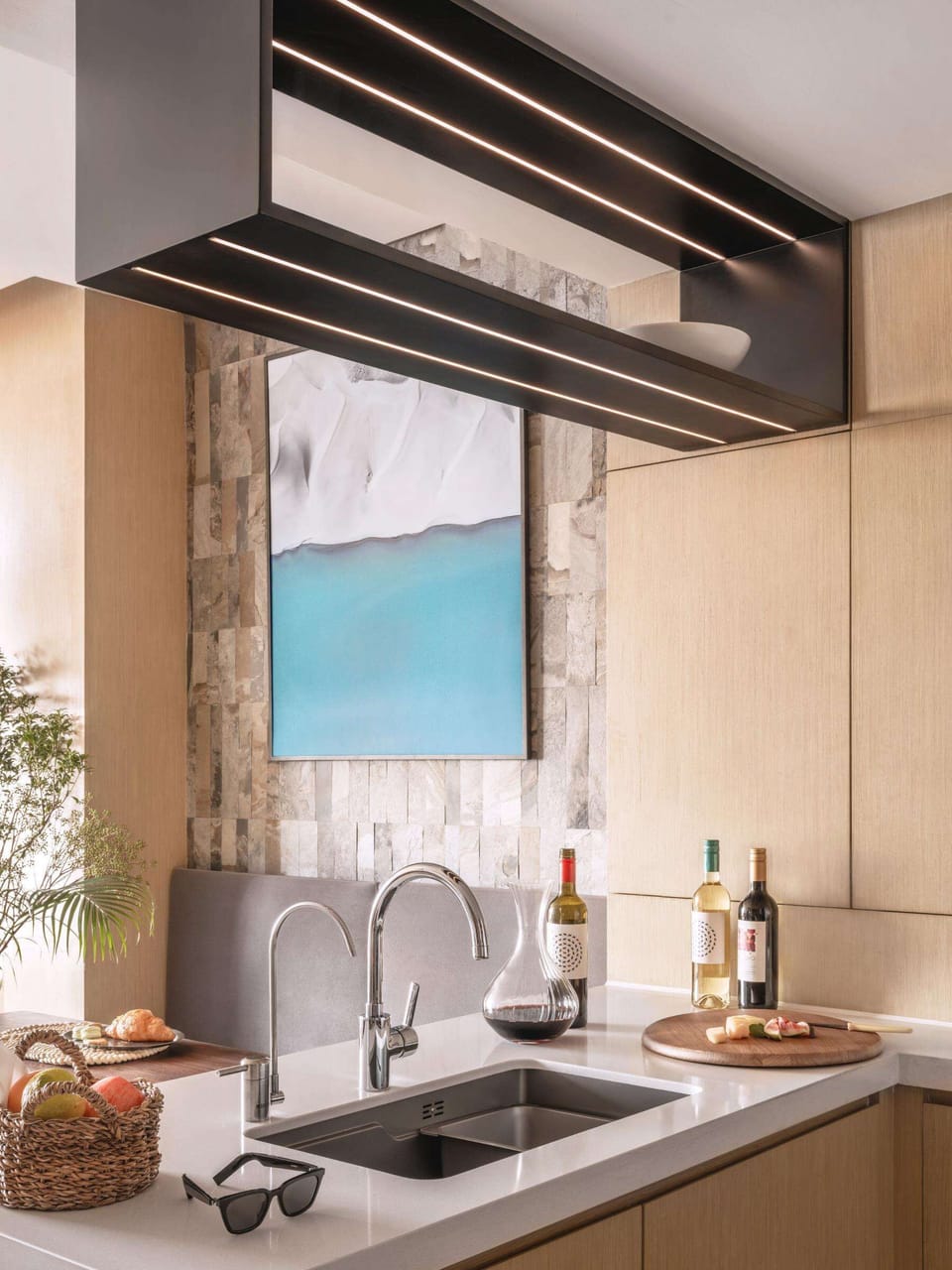 One-Bedroom Residence Suite | Bathroom | Shower, rainfall showerhead, designer toiletries, hair dryer