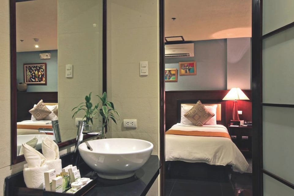 Minibar, in-room safe, soundproofing, rollaway beds (surcharge)