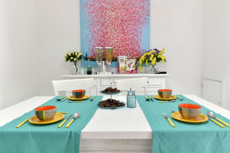 Basic Apartment, 1 Bedroom | In-room dining