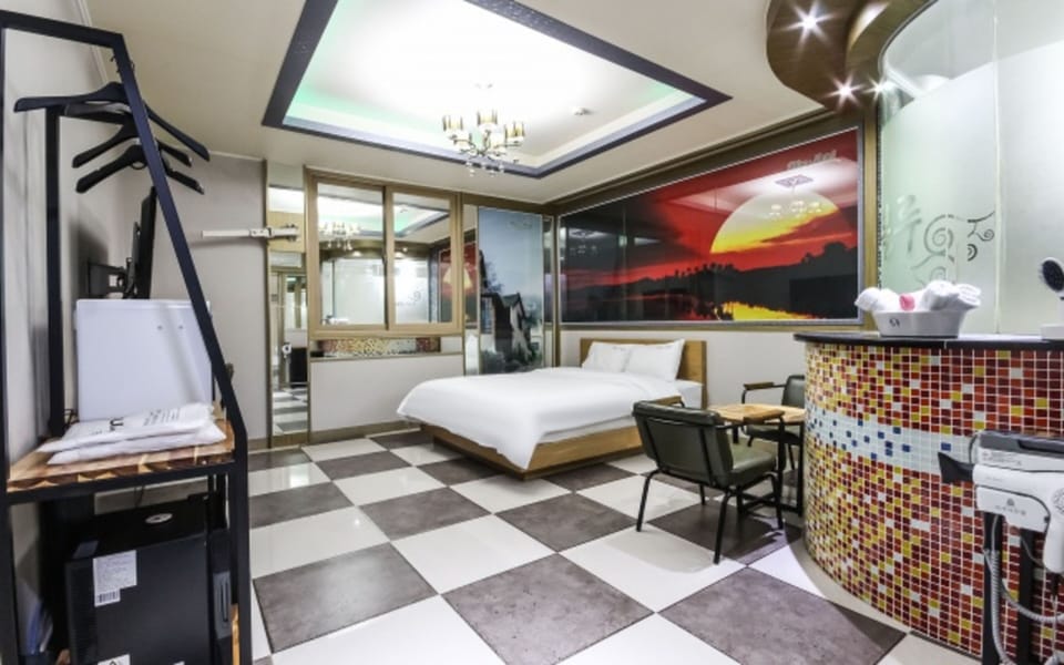 Semi-Deluxe Room | Individually decorated, individually furnished, free WiFi
