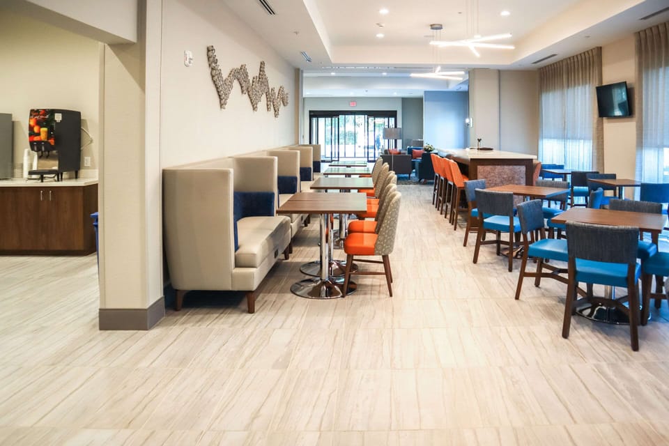 Free daily full breakfast