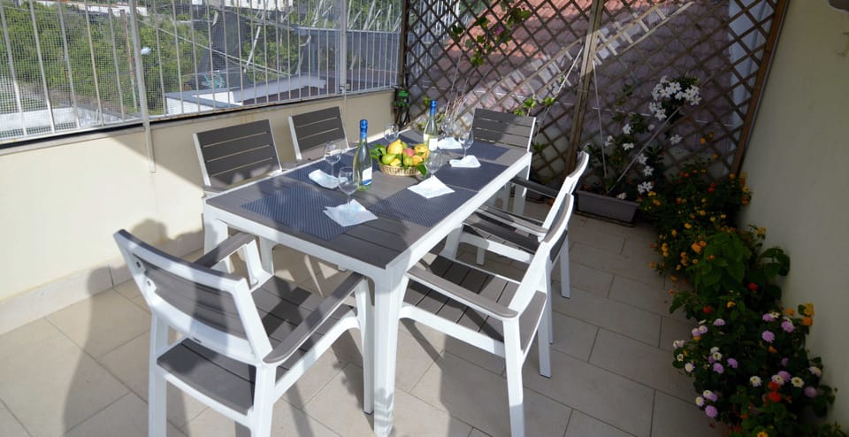 House, 3 Bedrooms, Balcony, Garden View | BBQ/picnic area