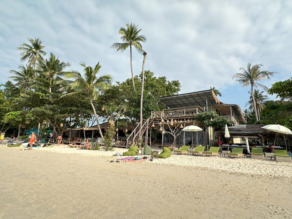 Apartment, 3 Bedrooms, Smoking, Private Pool | Beach | Sun loungers