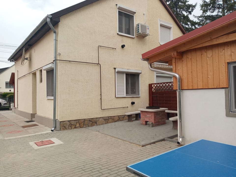 House, 3 Bedrooms, Balcony, Garden View | Property grounds