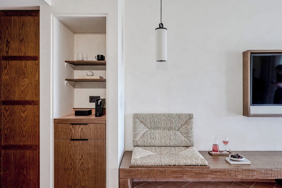 Exclusive Adult Sea View Room (Aged 16+ | Renovated) | Minibar, in-room safe, blackout drapes, iron/ironing board (on request)