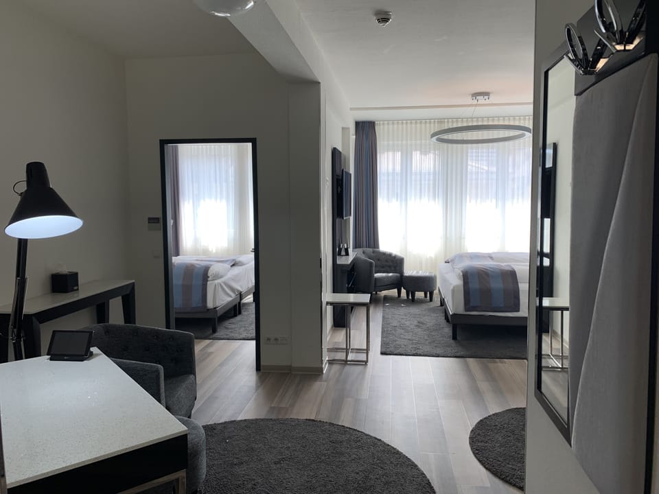 Privilege, Suite, 1 Double Bed | Premium bedding, down comforters, pillowtop beds, minibar