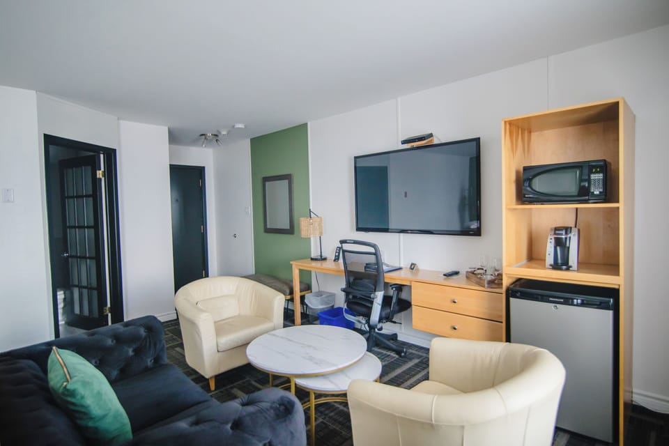 Desk, blackout drapes, iron/ironing board, free WiFi