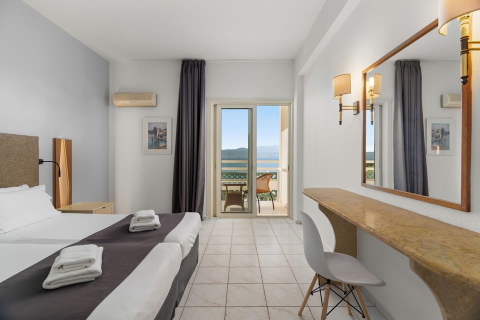 Minibar, in-room safe, soundproofing, free WiFi