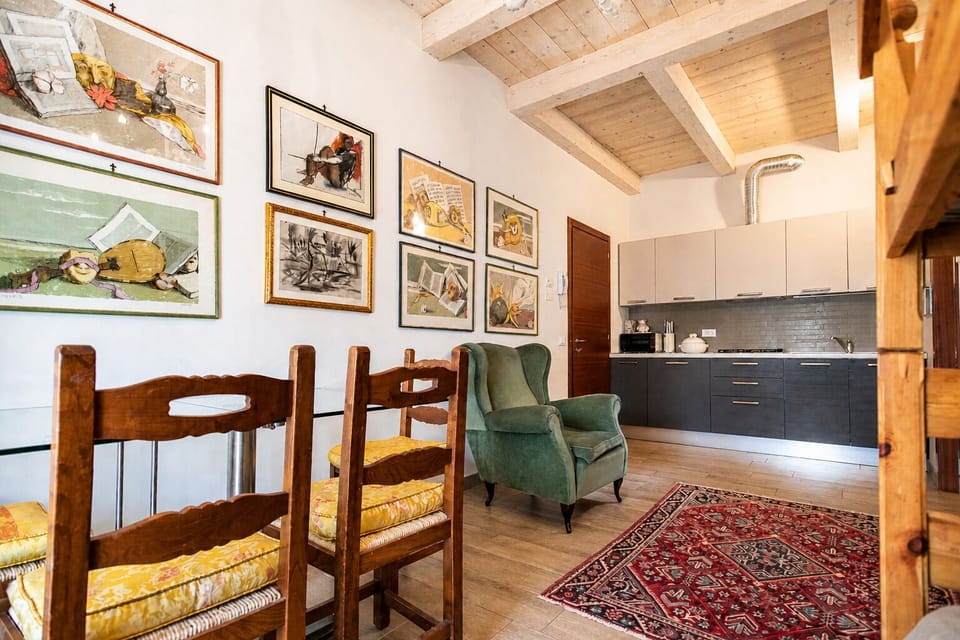 Family Suite, 2 Bedrooms, Non Smoking, Kitchenette | Private kitchen | Espresso maker, coffee/tea maker, electric kettle