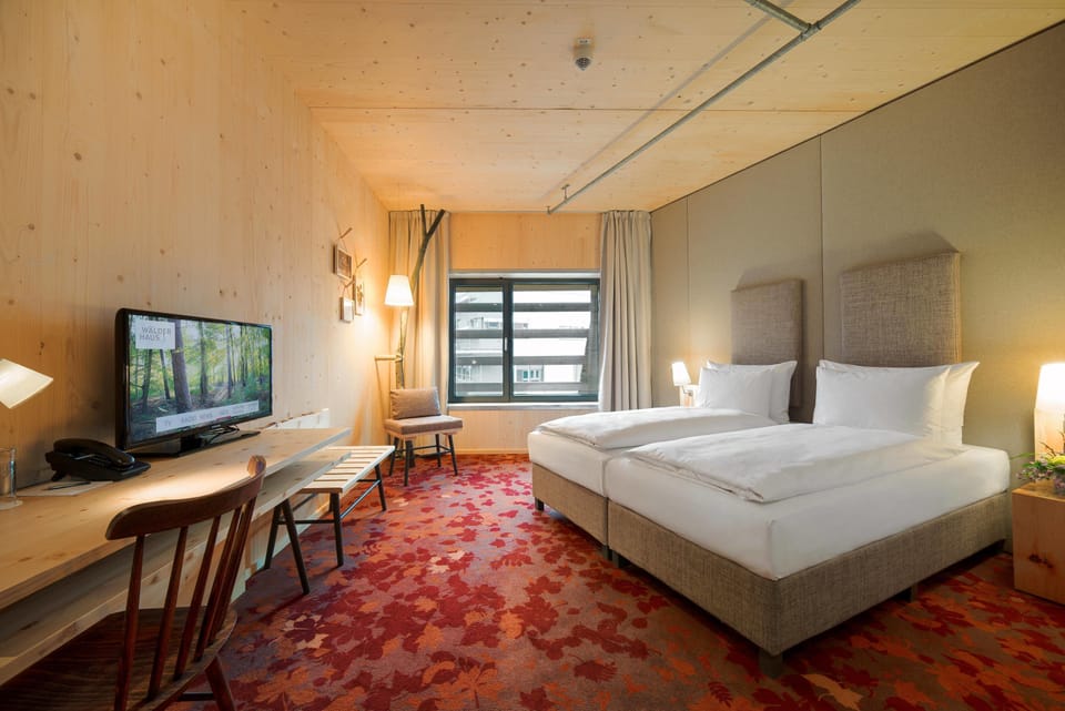Standard Double Room | Hypo-allergenic bedding, in-room safe, desk, blackout drapes