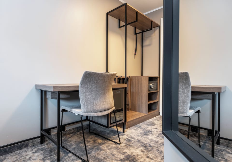 Desk, laptop workspace, free WiFi, bed sheets