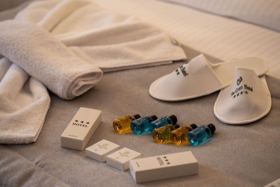 Slippers, towels