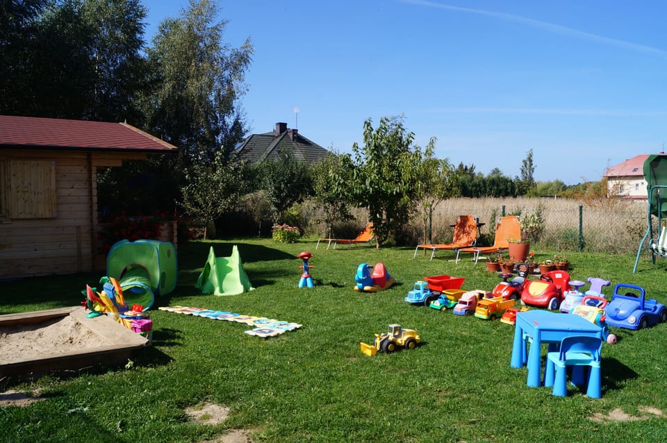 Children's play area - outdoor