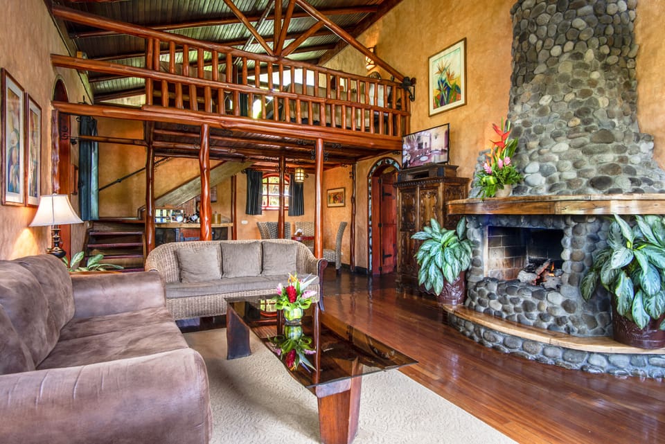 Monarch Villa | Private kitchen | Mini-fridge, coffee/tea maker