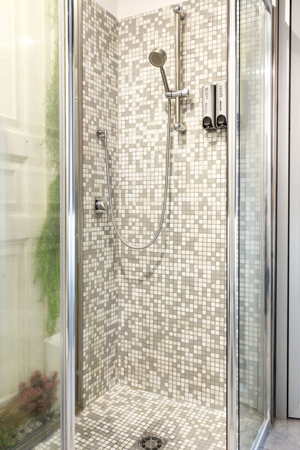 Double Room, Balcony, City View | Bathroom | Shower, rainfall showerhead, free toiletries, hair dryer