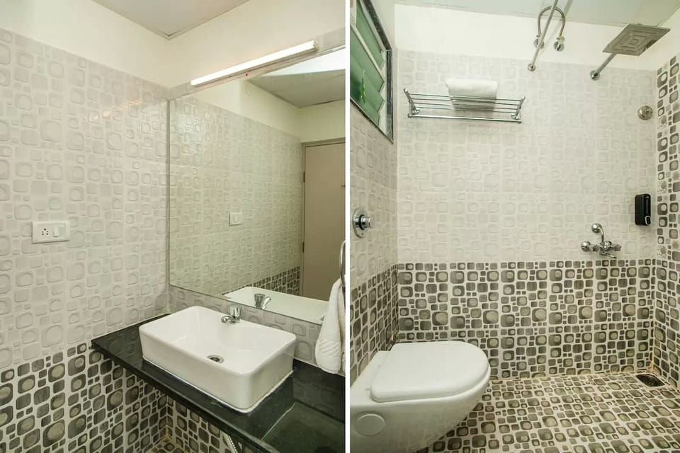 Shower, towels