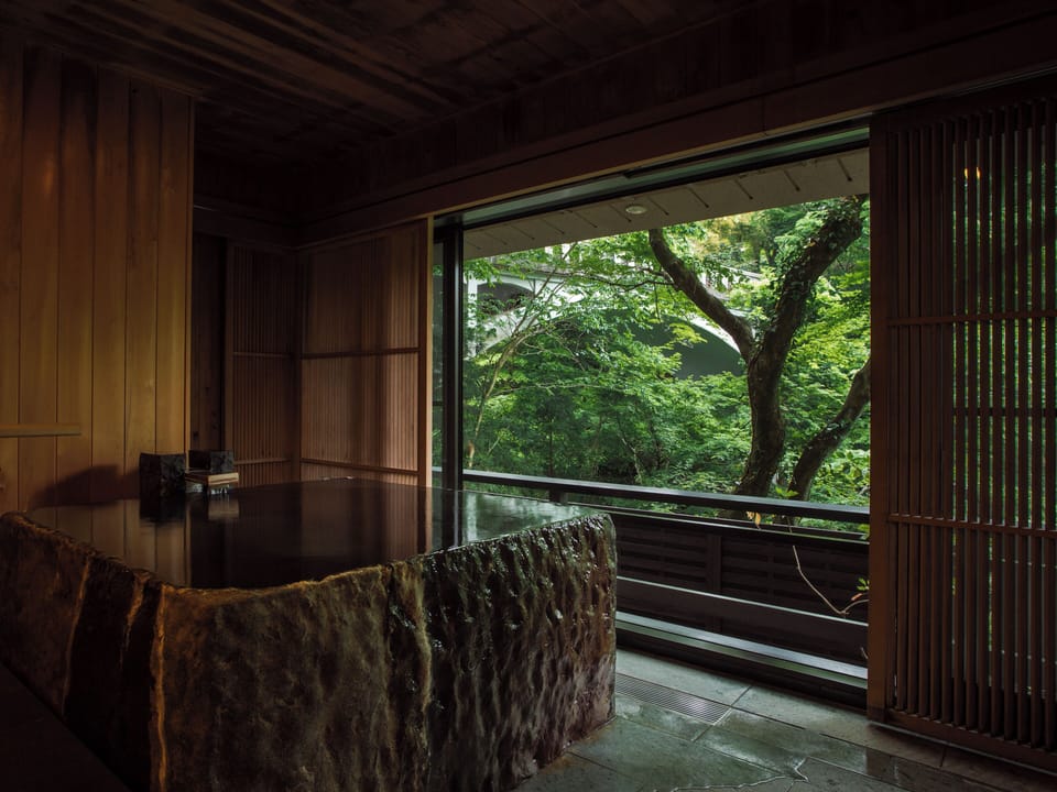 Hanamurasaki Ryokan in Ishikawa Prefecture