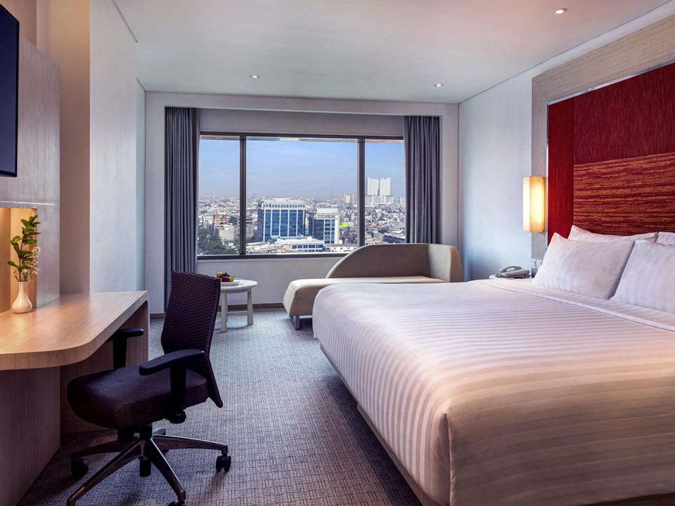 In-room safe, desk, laptop workspace, blackout drapes