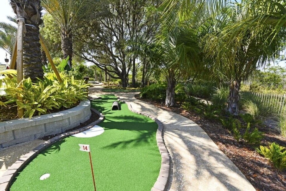 Townhome, 5 Bedrooms | Mini-golf