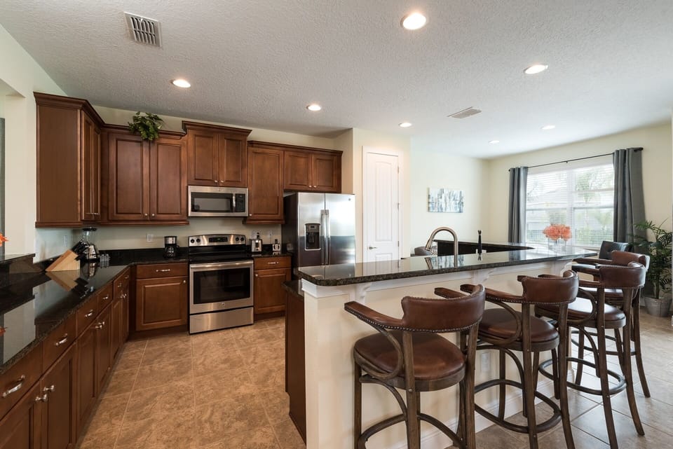 Villa, 6 Bedrooms | Private kitchen | Coffee/tea maker, fridge, oven, cookware/dishes/utensils