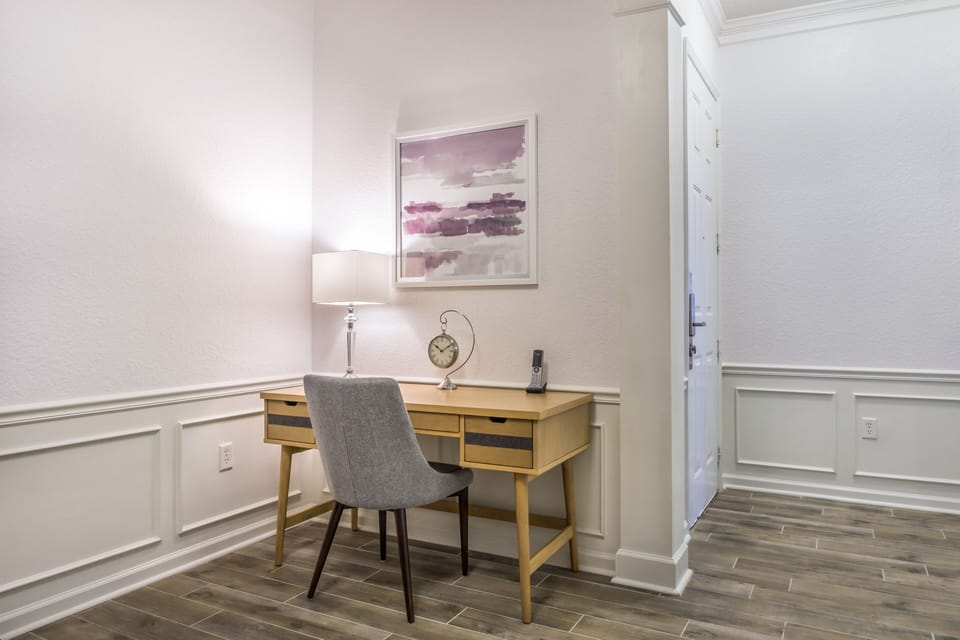 Condo, 3 Bedrooms | Business center