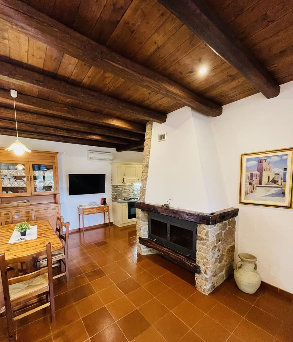 House, 2 Bedrooms, Accessible, Patio | Lounge