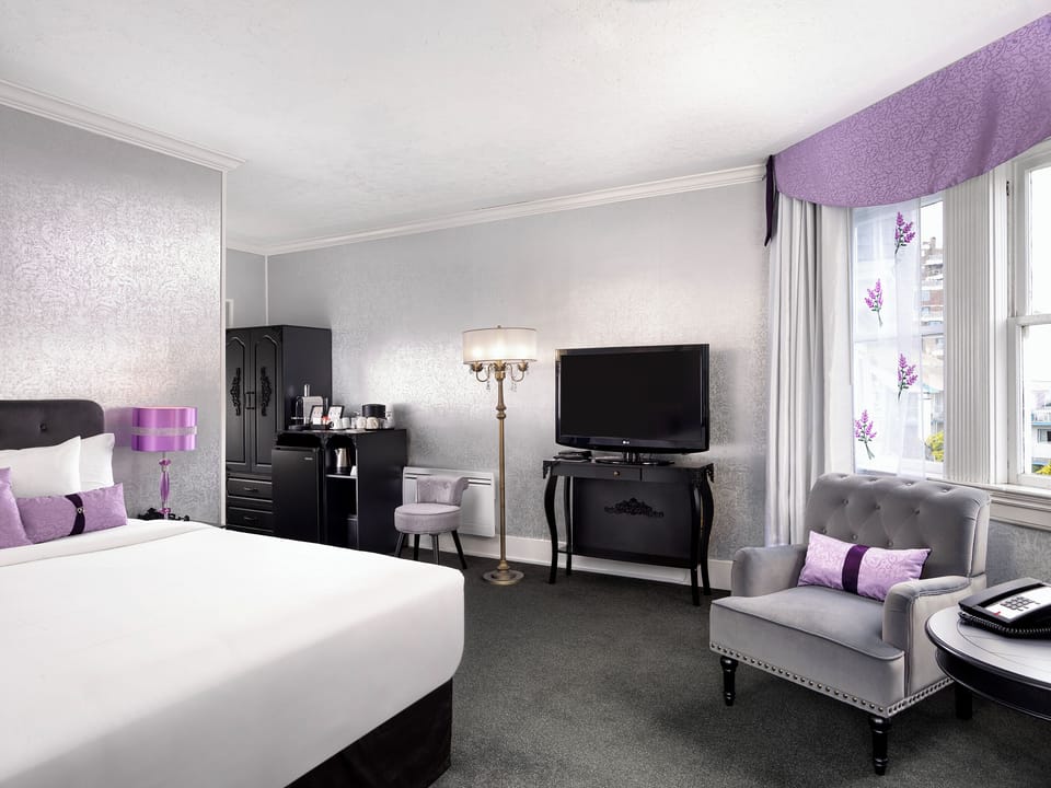 Premium Room | Premium bedding, individually decorated, individually furnished