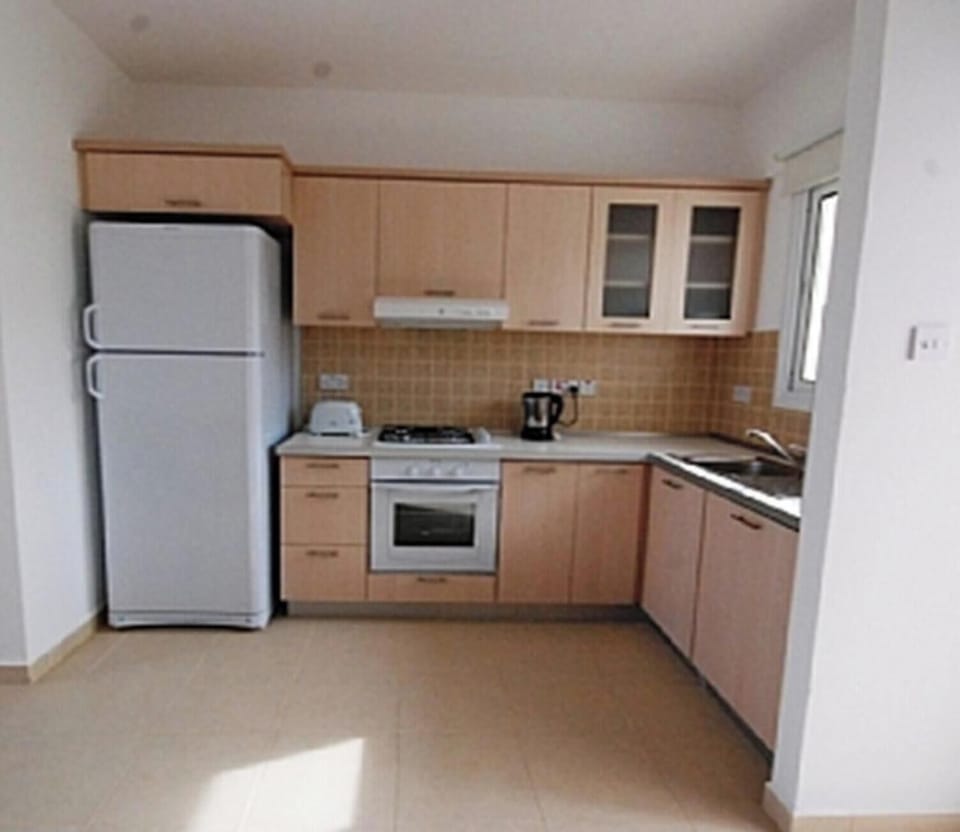 Apartment, 2 Bedrooms, Balcony, Mountain View | Interior