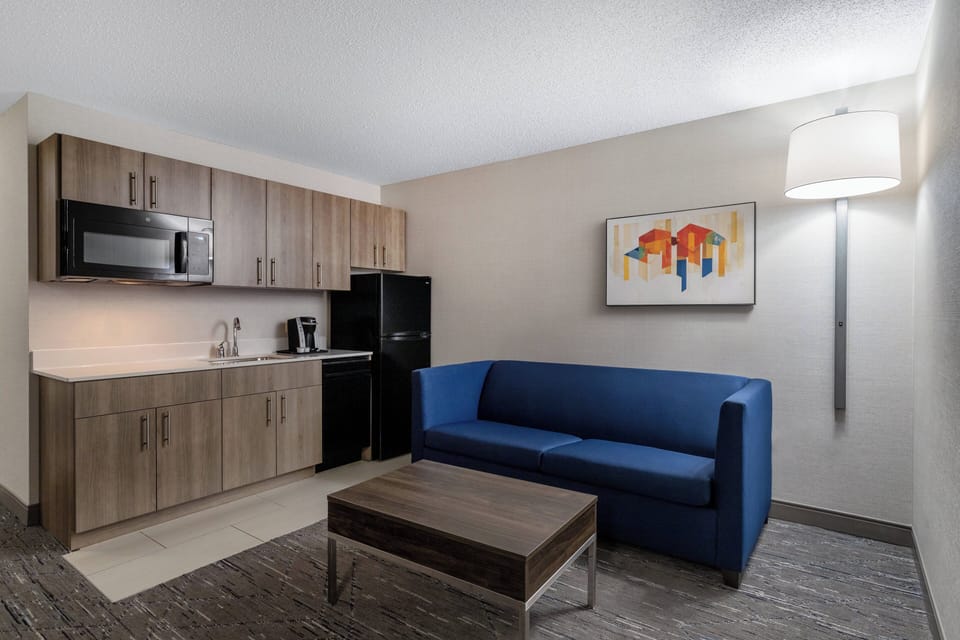 Suite, 2 Bedrooms | In-room safe, desk, laptop workspace, blackout drapes