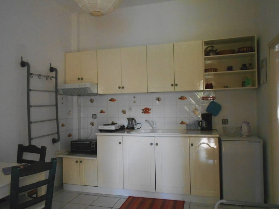 Apartment, 1 Bedroom, Patio, Garden View | Interior