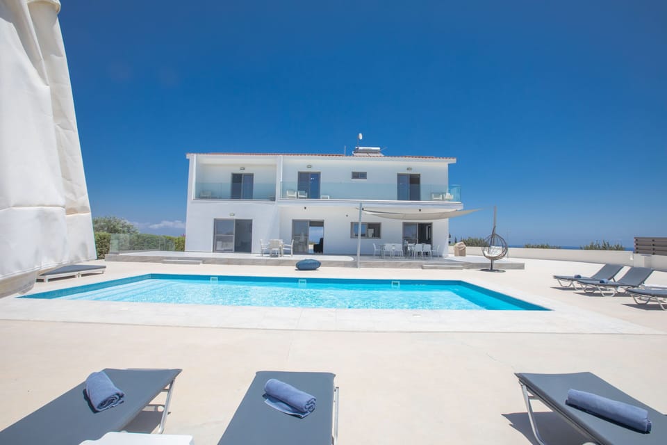 Villa, 6 Bedrooms, Private Pool, Garden View | Pool | Outdoor pool