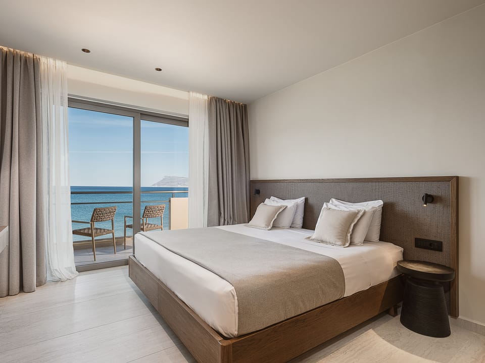 Standard Room, Front Sea View | Egyptian cotton sheets, hypo-allergenic bedding, Select Comfort beds
