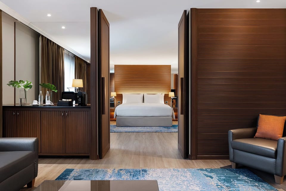 1 Bedroom Suite with Exclusive Benefits | Minibar, in-room safe, individually decorated, individually furnished