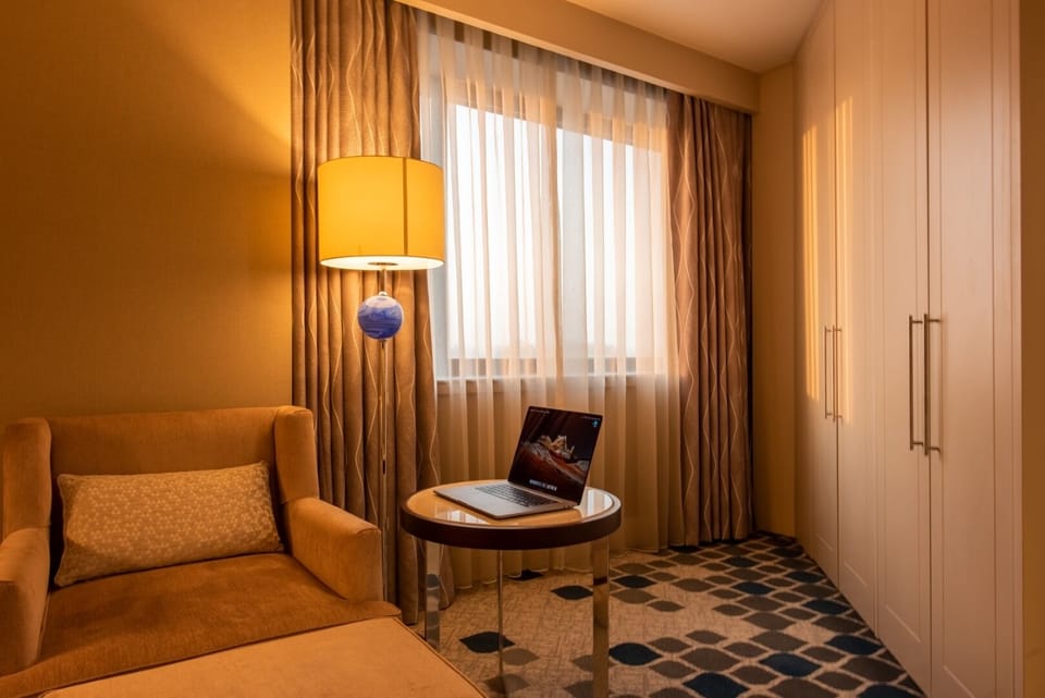 Suite | Minibar, in-room safe, desk, soundproofing