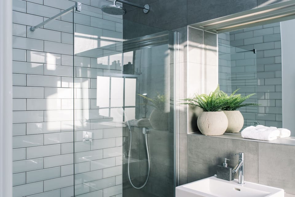 Apartment | Bathroom | Free toiletries, hair dryer, towels, soap