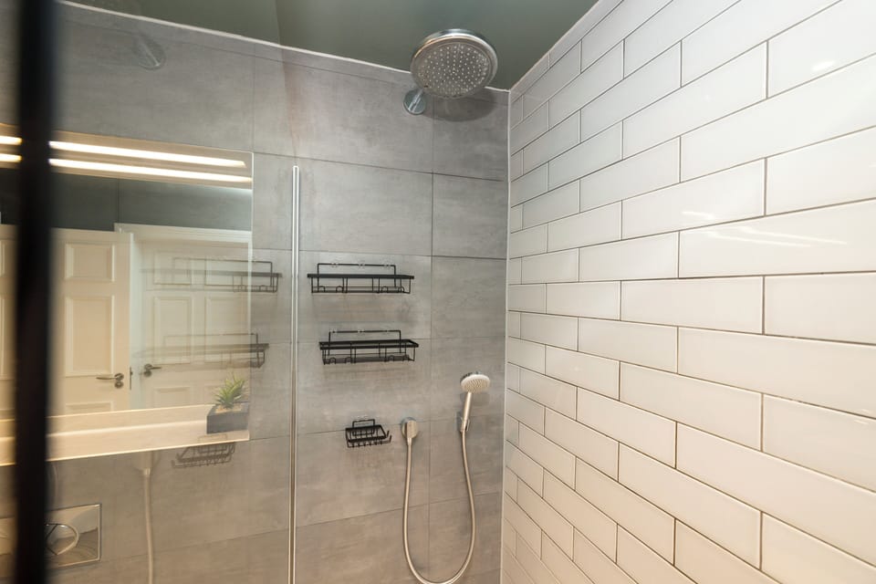 JOIVY Apartments - 5* Central Georgian Apartment (2 Bed) Apartment in Edinburgh